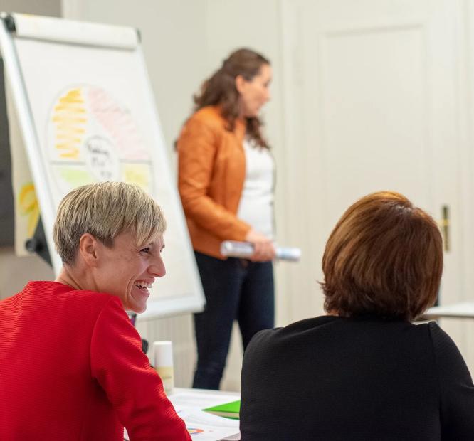 Zeremonien-Akademie - Die Ausbildung zum*r Trauerredner*in 